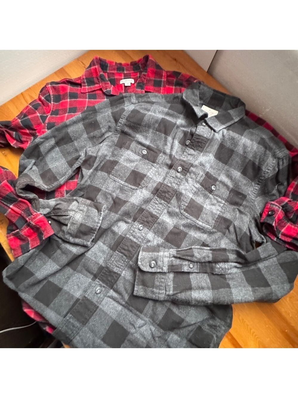 American eagle/ merona flannel shirt bundle size medium